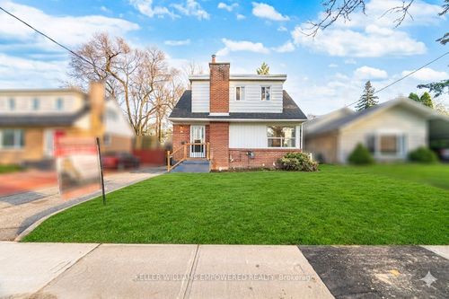 29 Genthorn Ave, Etobicoke, ON, M9W2S8 | Card Image