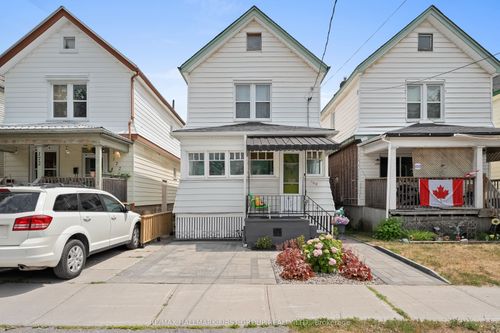 168 Adeline St, Peterborough, ON, K9J5E3 | Card Image