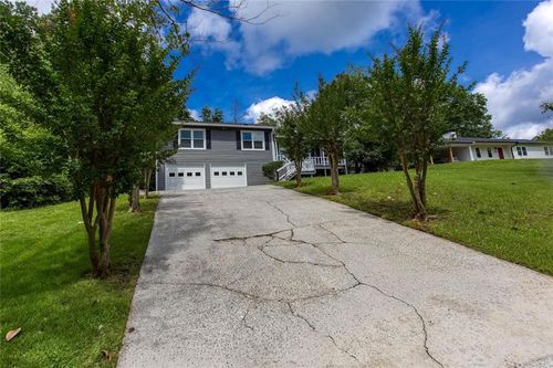 1093 Caprice Dr, Powder Springs, GA, 30127-5403 | Card Image