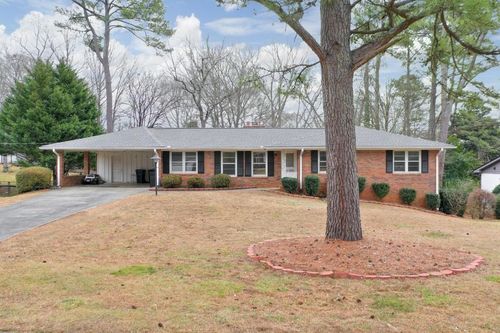 1055 Tuxedo Dr, Roswell, GA, 30075-3918 | Card Image