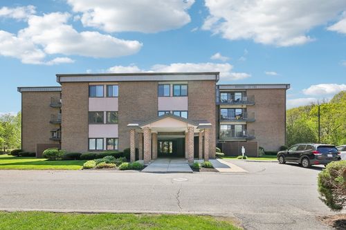 apt-25-2 Ledgewood Way, Peabody, MA, 01960-1356 | Card Image