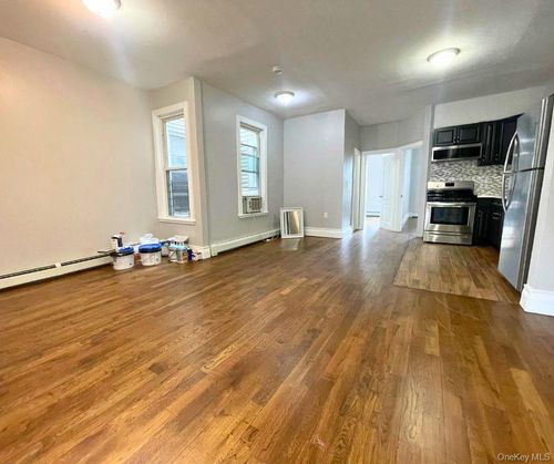 89 Louisiana Ave, Brooklyn, NY, 11207-6739 | Card Image