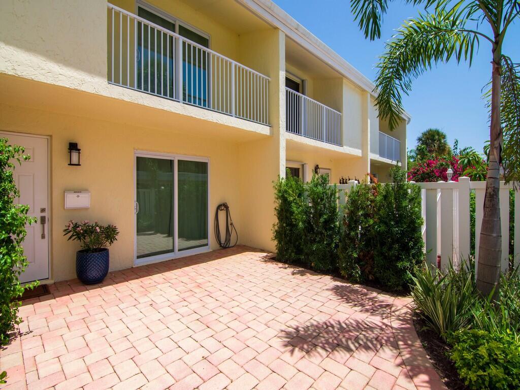 Silver Palm Dr, Vero Beach, FL 32963