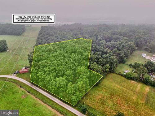 65 White Oak Trl, GETTYSBURG, PA, 17325-8039 | Card Image