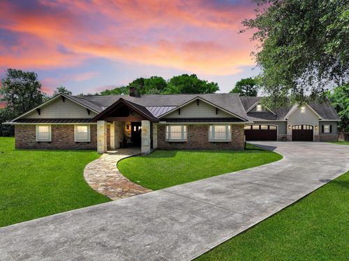 3125 W Park Ave, Orange, TX, 77630-2021 | Card Image