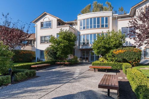 218-15991 Thrift Ave, White Rock, BC, V4B2M9 | Card Image