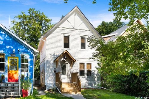 2337 Cameron St, Regina, SK, S4T2W2 | Card Image