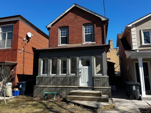 {{alt}} | Card Image