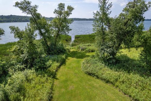32811 Sleepy Hollow Ln, Battle Lake, MN, 56515-9219 | Card Image