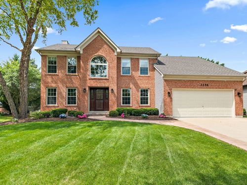 2256 Thornwood Ct, Aurora, IL, 60502-7400 | Card Image