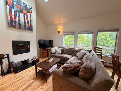 a-16A Snow Tree Ln, West Dover, VT, 05356-8813 | Card Image