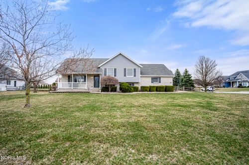 22245 Hollyhock Ln, Curtice, OH, 43412-9338 | Card Image