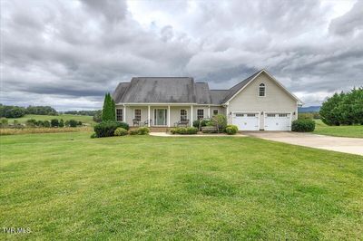 11071 Newport Highway, House other with 3 bedrooms, 2 bathrooms and null parking in Greeneville TN | Image 2