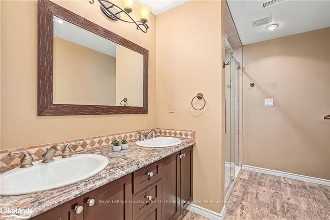 22 Westwind Dr, Condo with 4 bedrooms, 2 bathrooms and 2 parking in Collingwood ON | Image 25