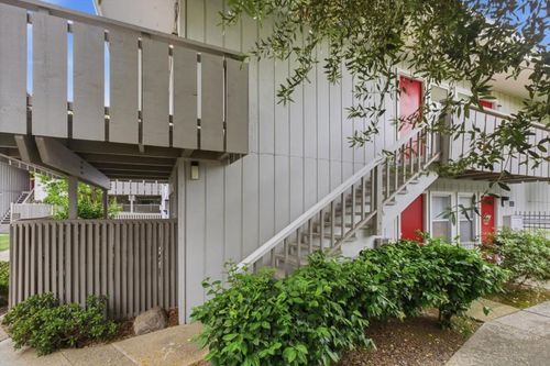 apt-58-255 S Rengstorff Ave, Mountain View, CA, 94040-1736 | Card Image