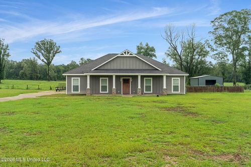 113 Water Oak Dr, Lucedale, MS, 39452-4659 | Card Image