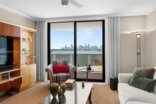 apt-505-9 Island Ave, Miami Beach, FL, 33139-1356 | Card Image