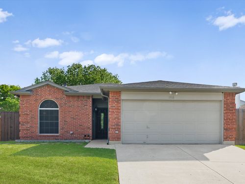 1918 Winter Pass Trail, Arlington, TX, 76002 | Card Image