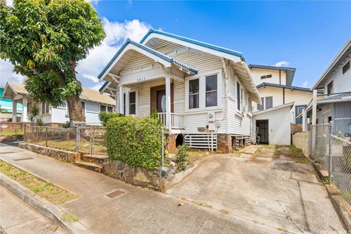 3311 Herbert St, Honolulu, HI, 96815-3838 | Card Image