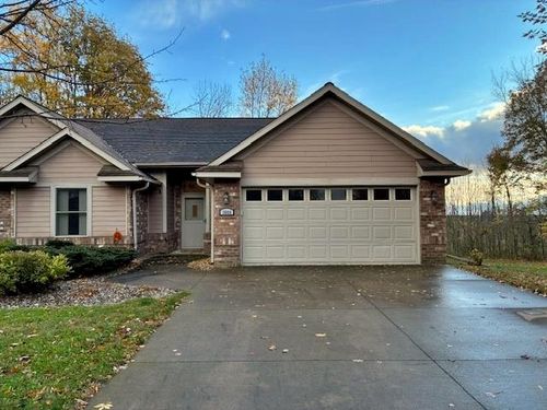 1000 Sand Ln, Neillsville, WI, 54456-2180 | Card Image