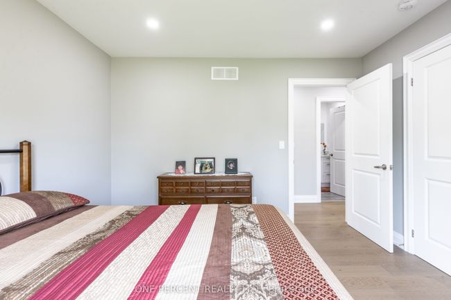 58 Mckenzie St, House other with 5 bedrooms, 3 bathrooms and 4 parking in Madoc ON | Image 26