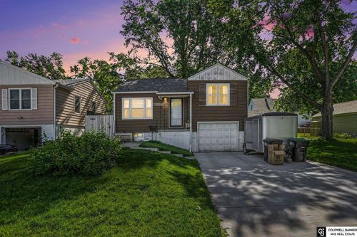 2809 N 69th St, Omaha, NE, 68104-3807 | Card Image