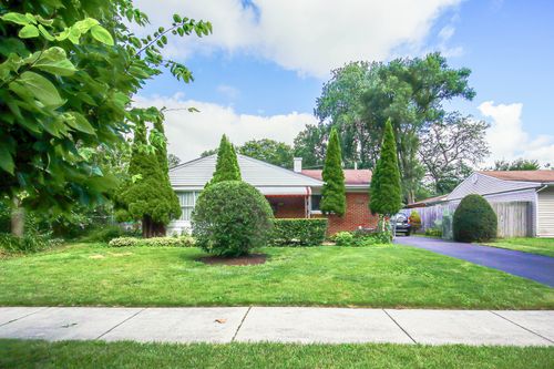 295 E Dennis Rd, Wheeling, IL, 60090-4668 | Card Image
