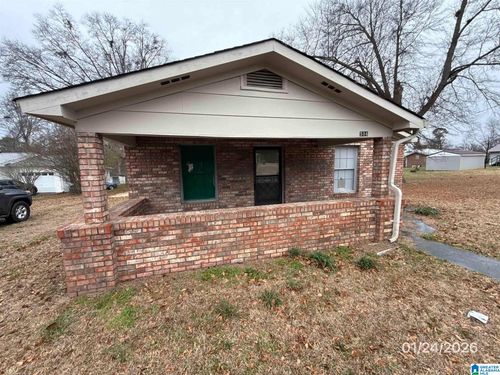 534 1st St Sw, Graysville, AL, 35073-1742 | Card Image
