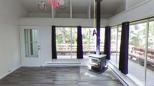 713 E Pointes Dr W, Shelton, WA, 98584-6305 | Card Image