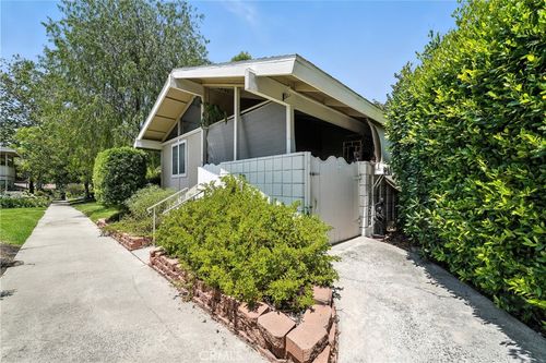 b-542 Via Estrada, Laguna Woods, CA, 92637-8321 | Card Image