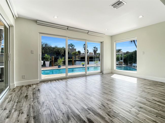 Indoor outdoor living to pool deck | Image 13