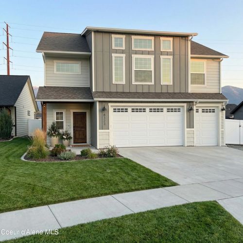 8323 W Splitrail Ave, Rathdrum, ID, 83858-4208 | Card Image