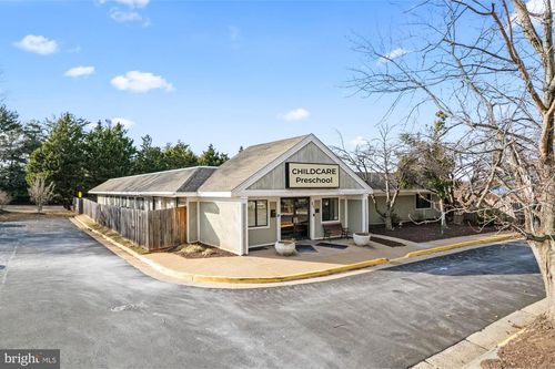 211 Edds Lane, Sterling, VA, 20165 | Card Image