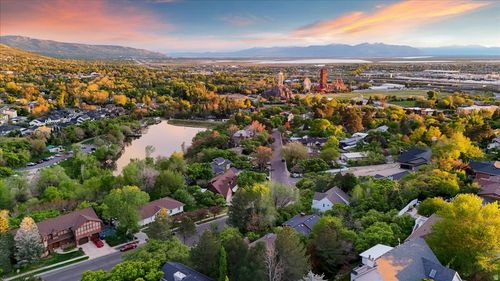 905 Oakridge Dr, Farmington, UT, 84025 | Card Image