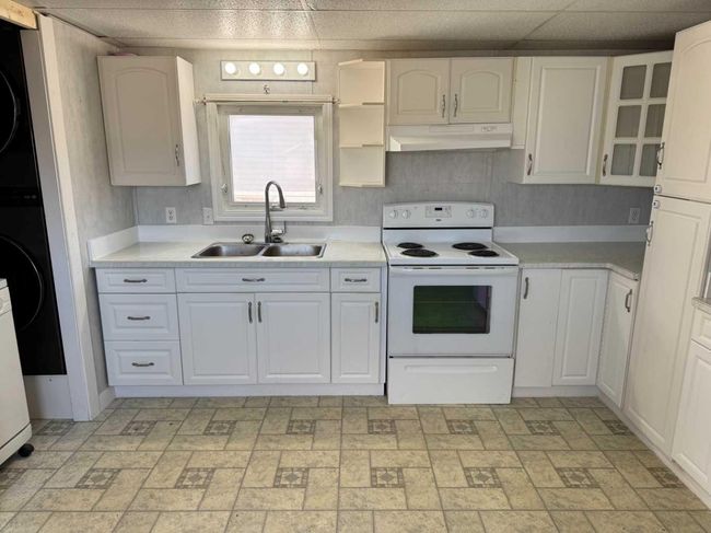 12 Parkland Estates, House other with 4 bedrooms, 1 bathrooms and 1 parking in Raymond AB | Image 15