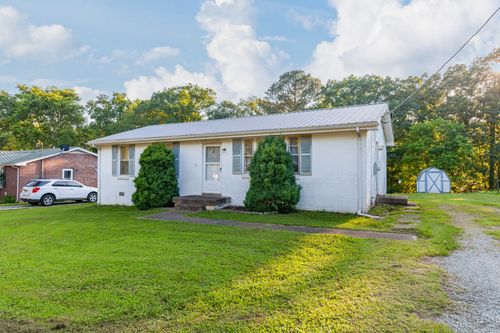 3892 Cedar St, Centerville, TN, 37033-4936 | Card Image