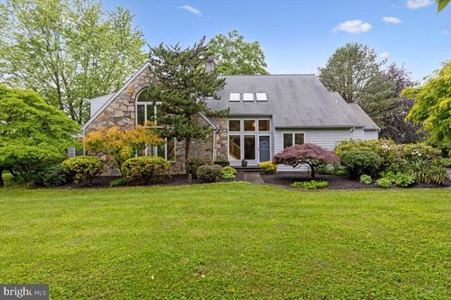 3 White Horse Ln, Spring City, PA, 19475-3218 | Card Image