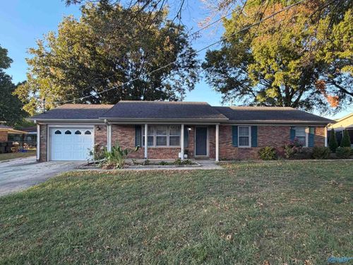 2206 Lasabre Lane, Decatur, AL, 35601 | Card Image
