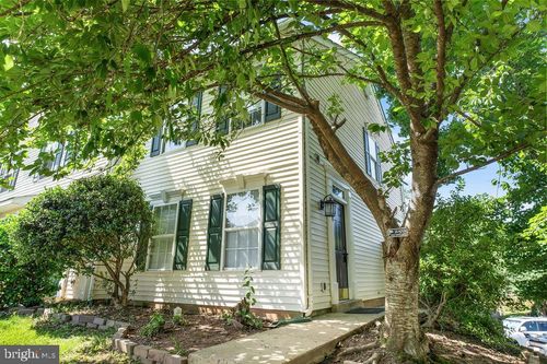 20430 Herring Pond Ter, STERLING, VA, 20165-3136 | Card Image