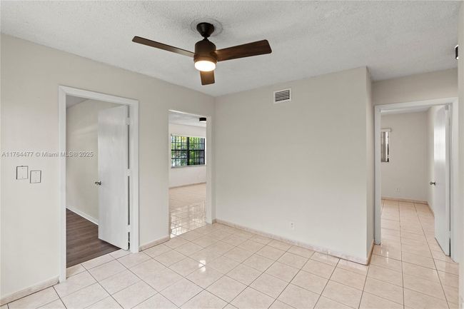 270 W 15 Th St, House other with 3 bedrooms, 1 bathrooms and null parking in Hialeah FL | Image 9