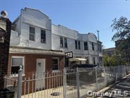 289 Etna St, Brooklyn, NY, 11208-1651 | Card Image