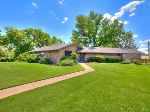 1420 E Fairview Ave, Sapulpa, OK, 74066-4818 | Card Image