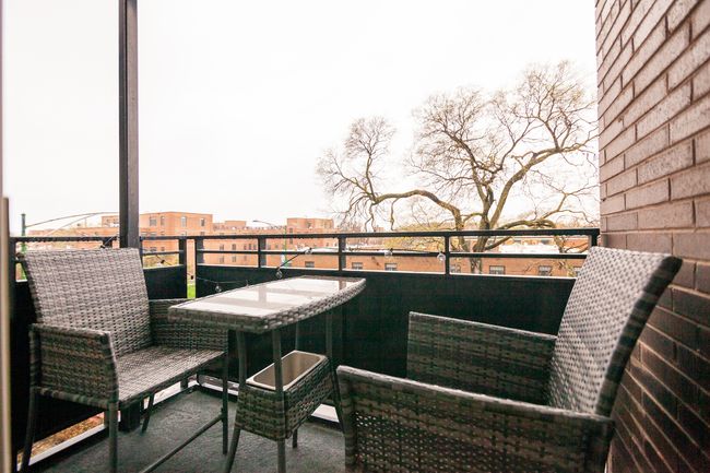 UNIT-304 - 2951 Clybourn Ave, Condo with 2 bedrooms, 1 bathrooms and 1 parking in CHICAGO IL | Image 14