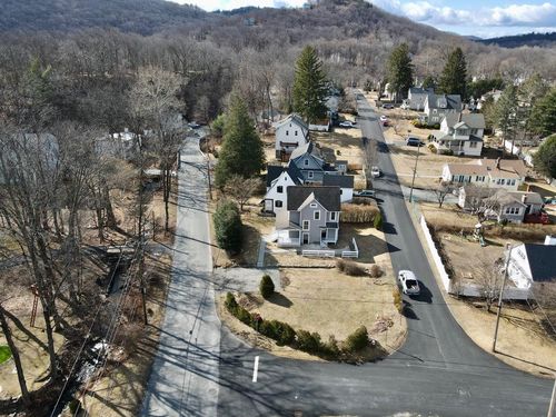 14 Mountain Rd, Cornwall On Hudson, NY, 12520-1720 | Card Image