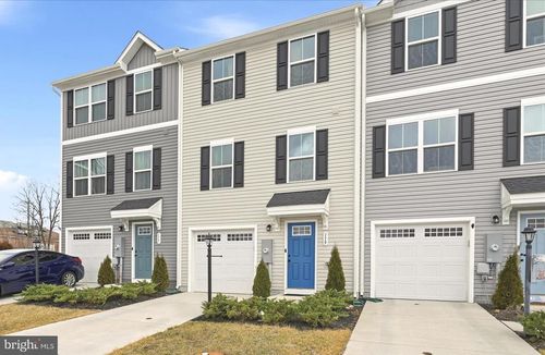 119 Kensington Cir, MIDDLETOWN, VA, 22645-9605 | Card Image