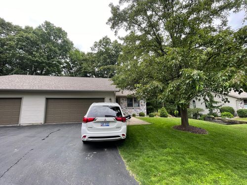 5753 Wood Valley Rd, Kalamazoo, MI, 49009-8230 | Card Image