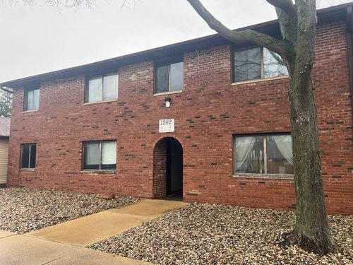 5-1202 Dean Dr, Urbana, IL, 61802-6817 | Card Image
