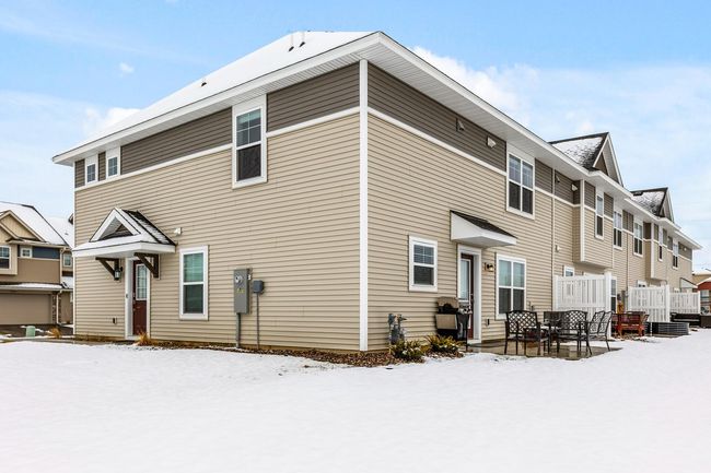 21932 Primrose Path, Townhouse with 3 bedrooms, 3 bathrooms and null parking in Farmington MN | Image 17