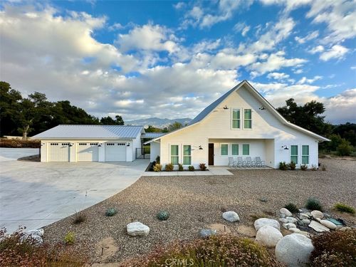 47043 Twin Pines Rd, Banning, CA, 92220-9577 | Card Image
