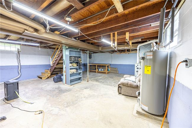 1248 Hyde Park Rd, House other with 3 bedrooms, 2 bathrooms and 4 parking in Allegheny Twp - WML PA | Image 24